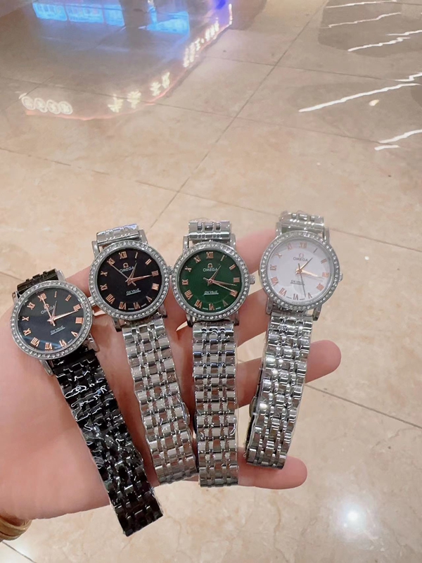 ブランド時計正面デザイン